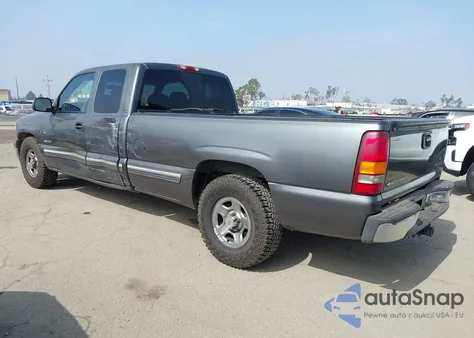 2000 Chevrolet Silverado 1500 Ls z USA, uszkodzony, nr VIN 1GCEC19TXYE356955